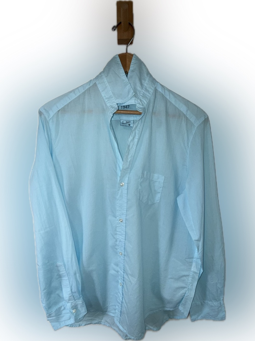 Frank & Eileen - Eileen Light Blue Button-Up Shirt